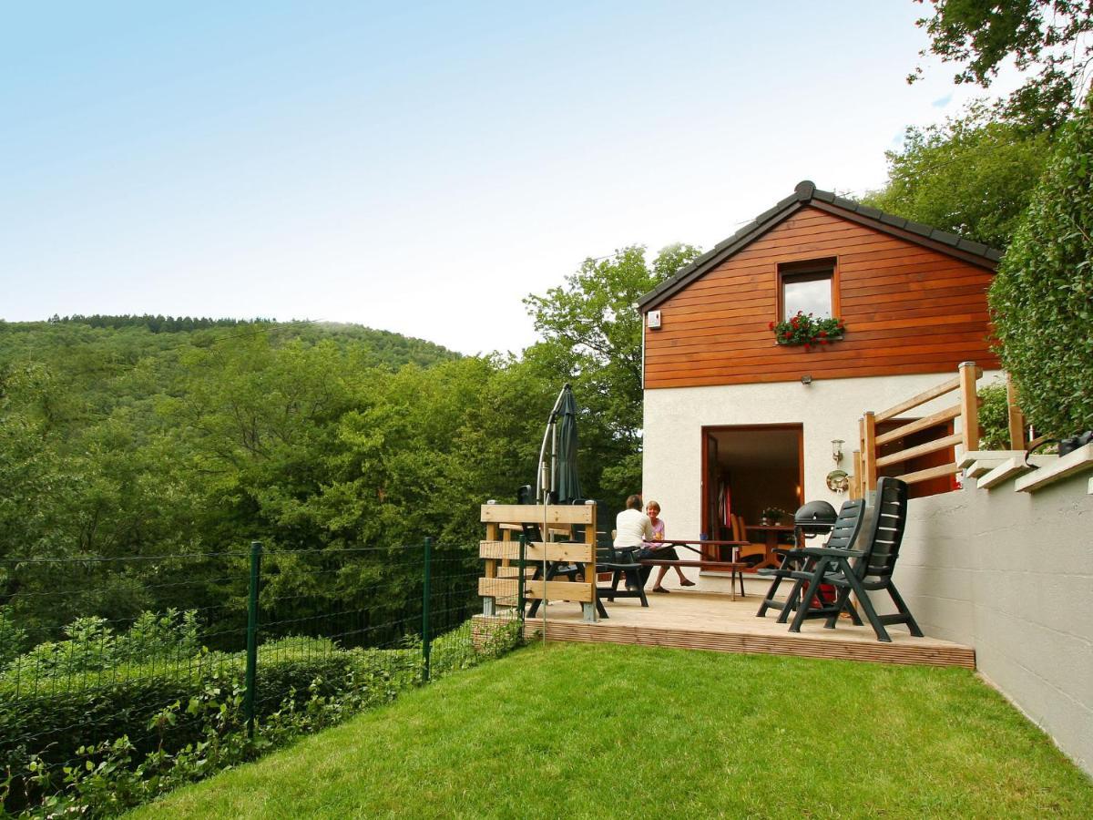Cottage With A Terrace And A View Of The Valley Aywaille Eksteriør billede